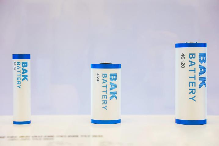 大圓柱電(diàn)池後來居(jū)上？2030年全球(qiú)車用需求(qiú)将達1125GWh